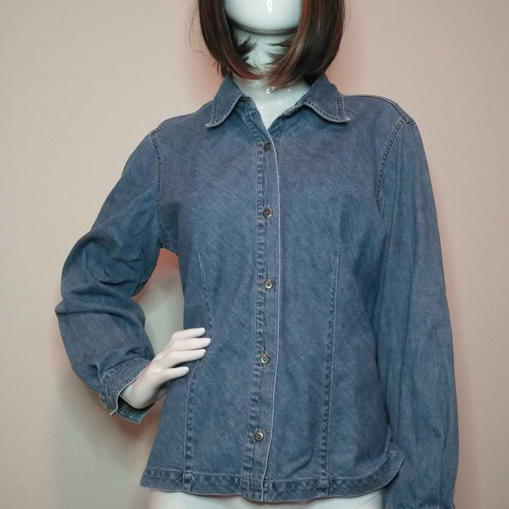 Liz Claiborne Denim Button up Shirt